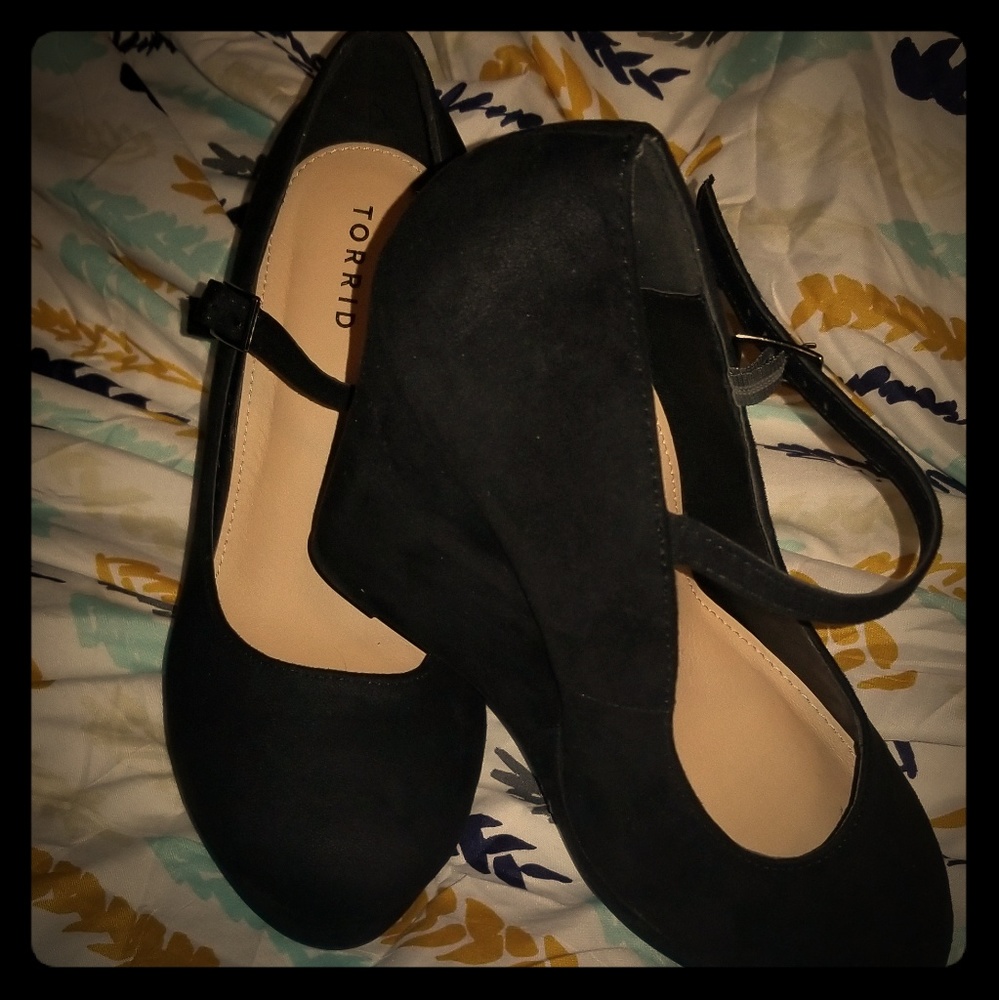 Wedge heels NWOT